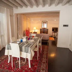  Apartment Ada Canal House